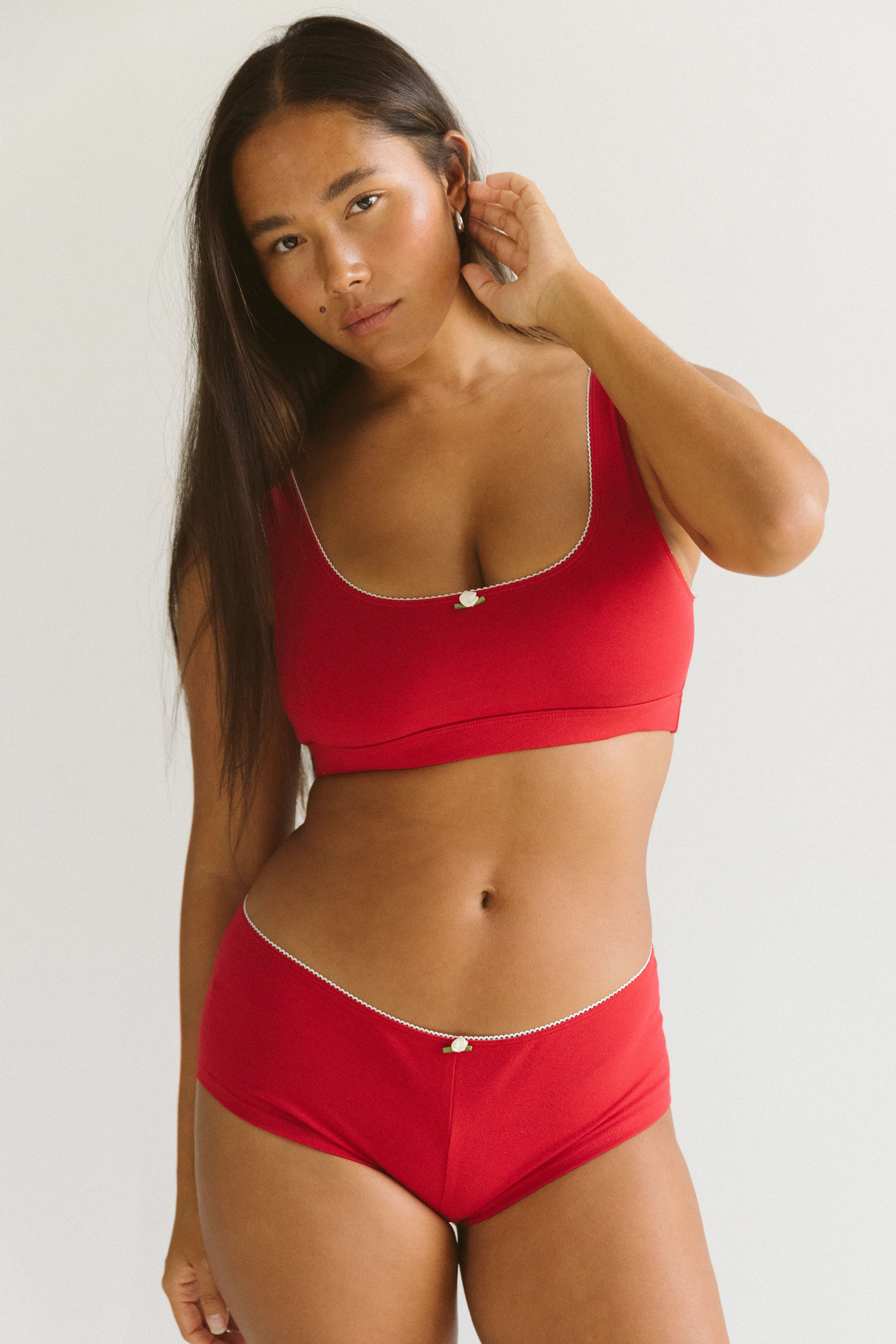 LOW RISE SHORTY BOI BRIEF IN CHERRY